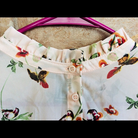 Forever 21 High Collar Button-Up Blouse - Picture 4 of 4